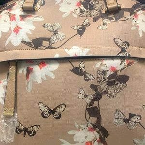 Small purse/handbag , good condition, only used twice.